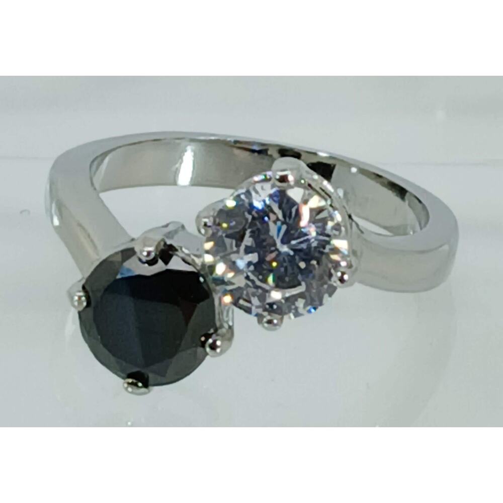 Vintage Ring Size 8 Black Sim Diamond‎ CZ Silver Tone White Gold GP Engagement